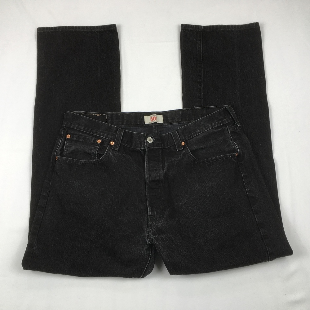 Levi 501 Straight Leg Button Fly Jeans 38x34